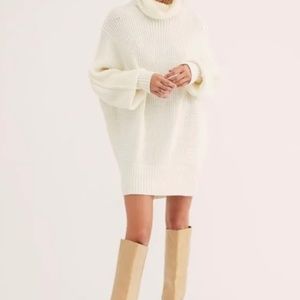 Free People Cocoa Turtleneck Oversized Ivory Sweater
